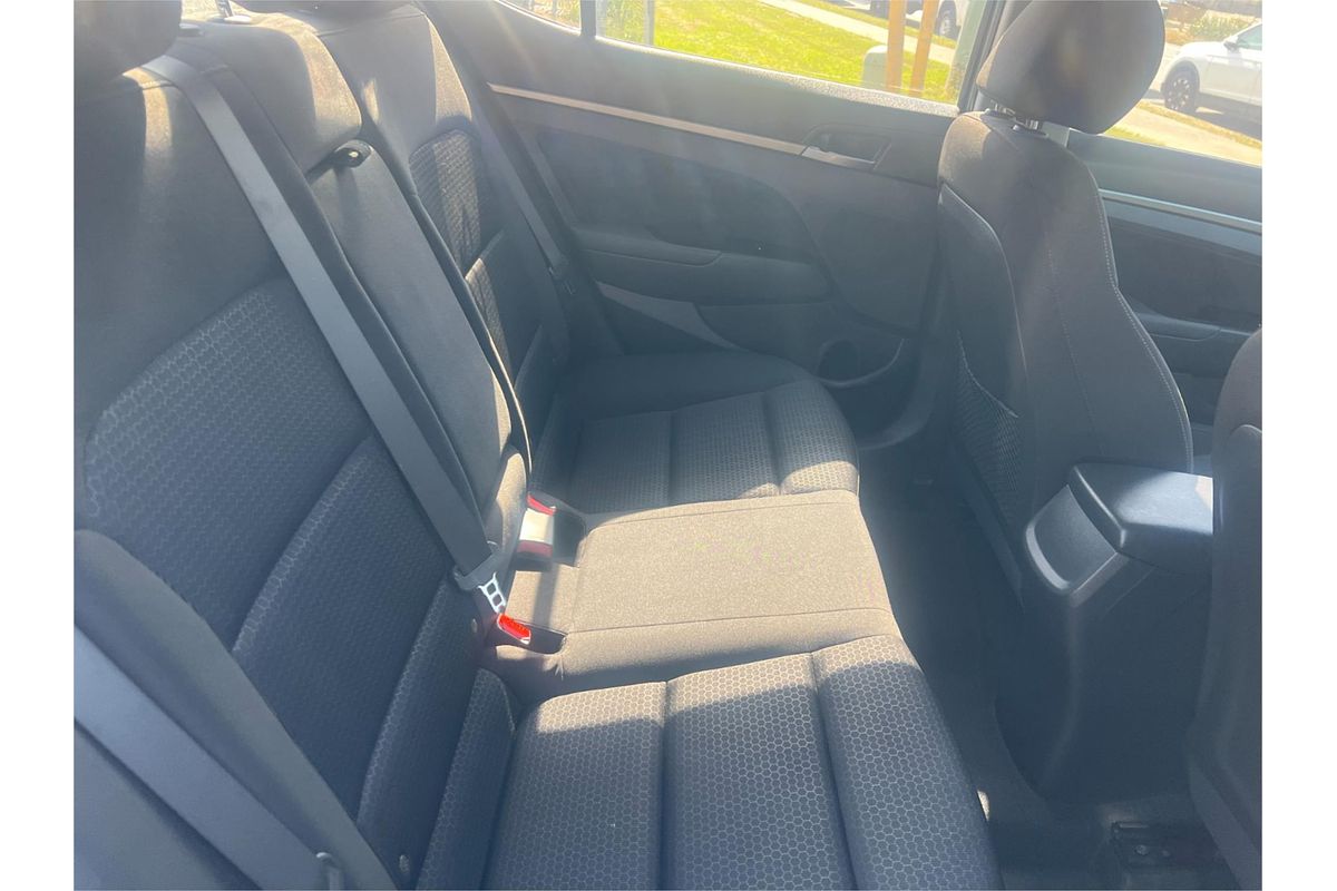 2016 Hyundai Elantra Active AD