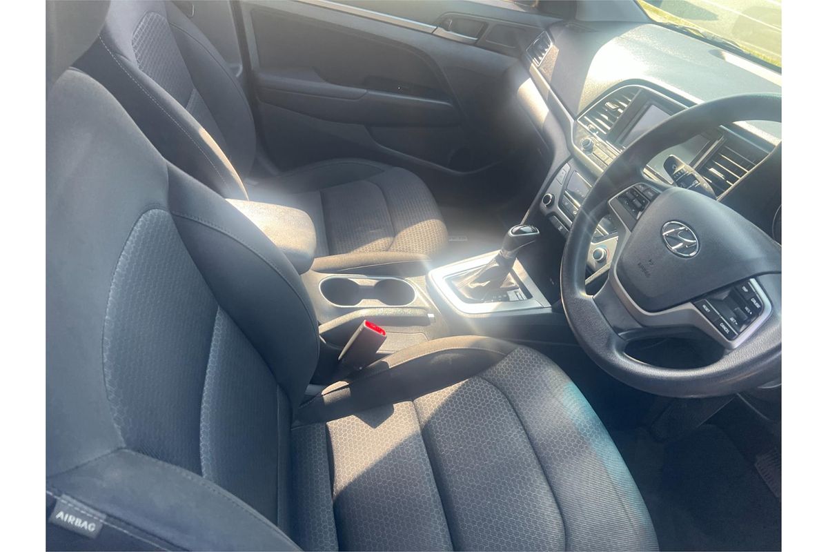 2016 Hyundai Elantra Active AD