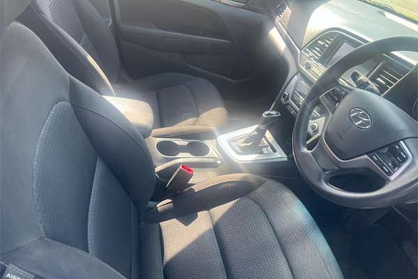 2016 Hyundai Elantra Active AD