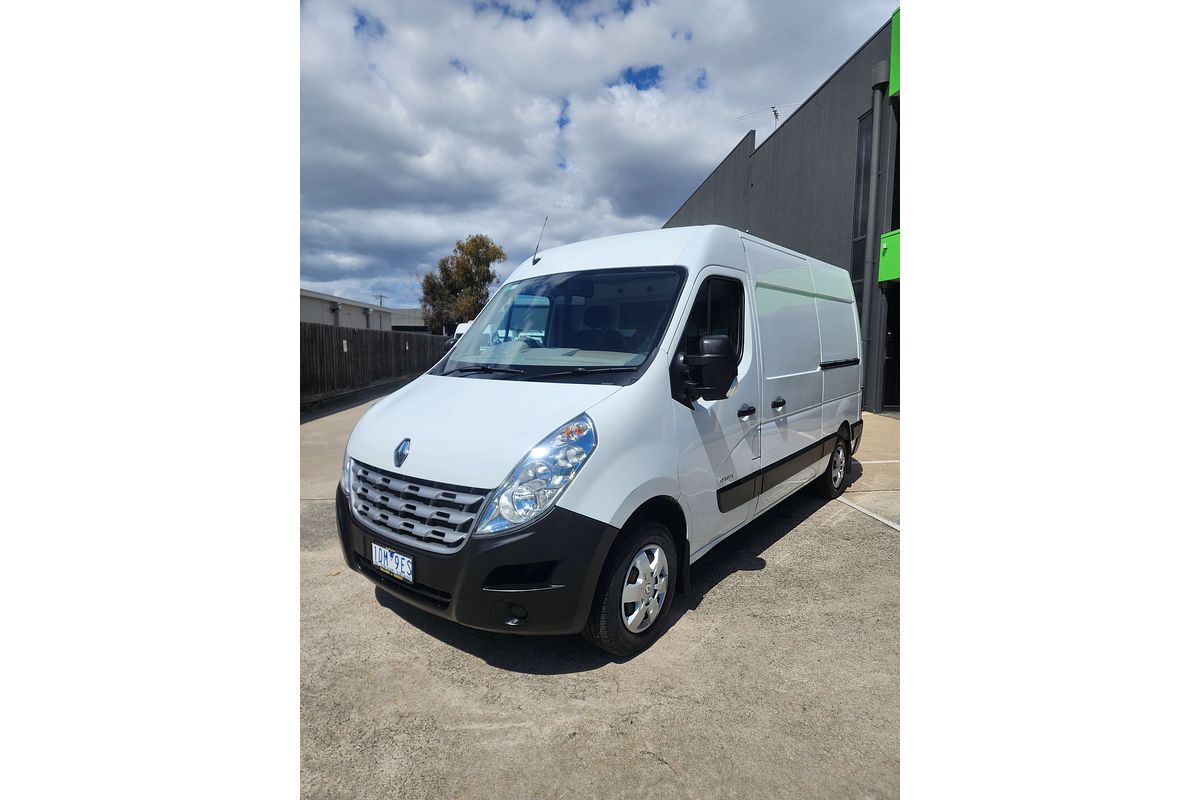 2014 Renault Master  X62 MWB Mid Roof