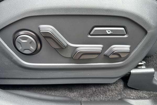 2025 Hyundai Santa Fe Hybrid Calligraphy MX5.V2