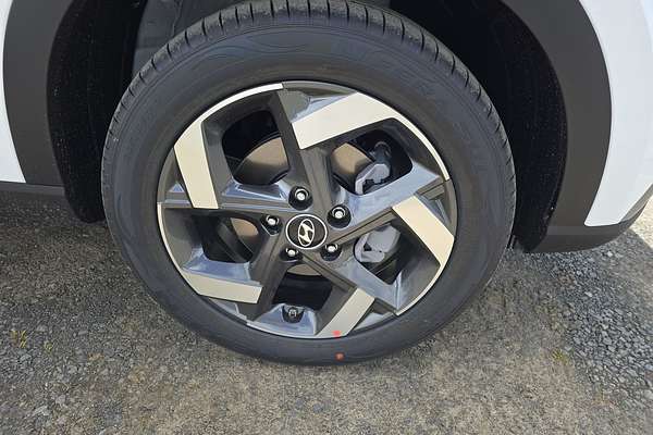 2025 Hyundai Venue Elite QX.V5