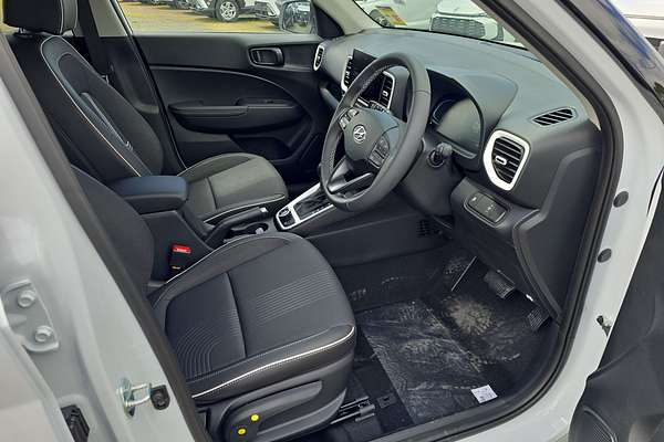 2025 Hyundai Venue Elite QX.V5