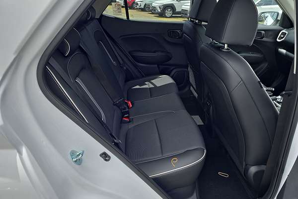 2025 Hyundai Venue Elite QX.V5
