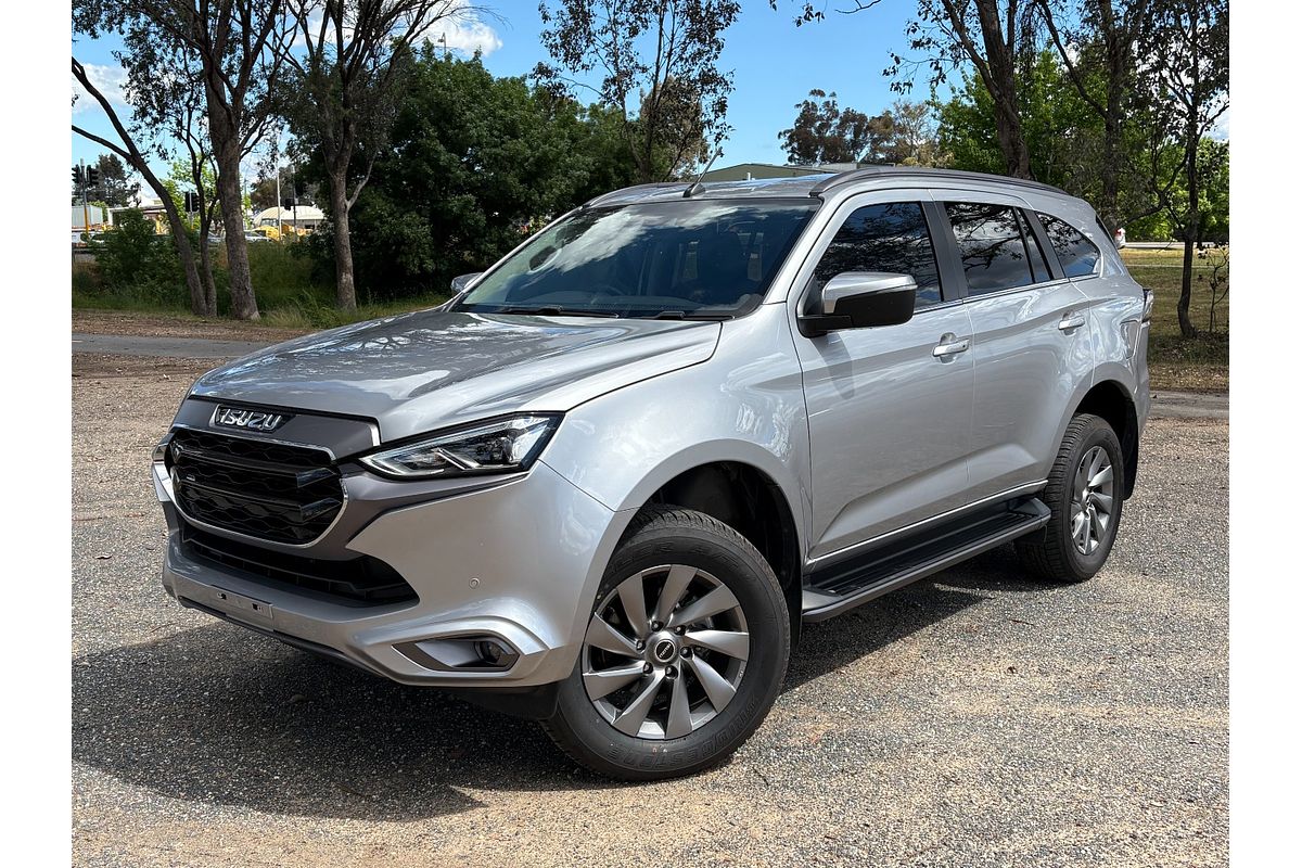 2024 Isuzu MU-X LS-U