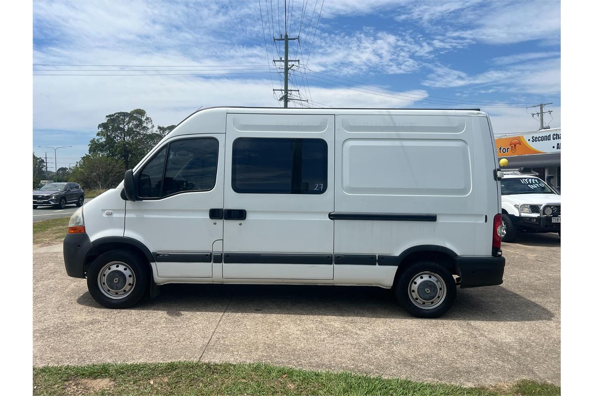2010 Renault Master X70