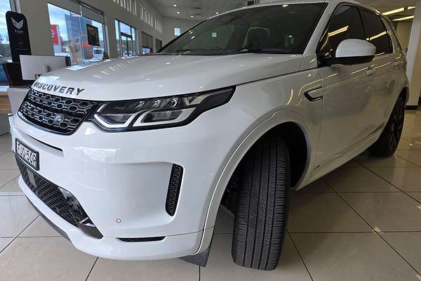 2019 Land Rover Discovery SD4 S Series 5