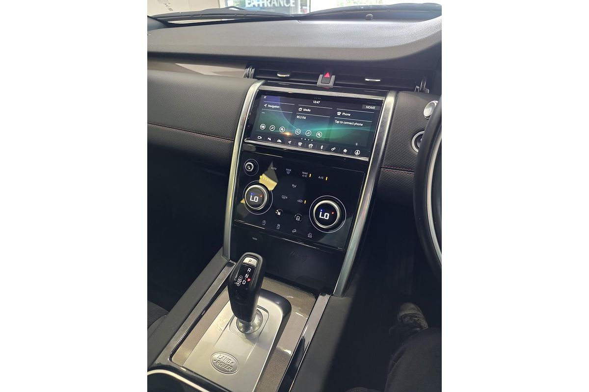 2019 Land Rover Discovery SD4 S Series 5