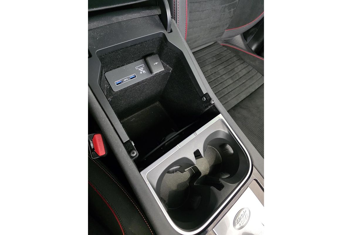 2019 Land Rover Discovery SD4 S Series 5