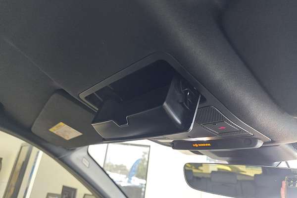 2019 Land Rover Discovery SD4 S Series 5