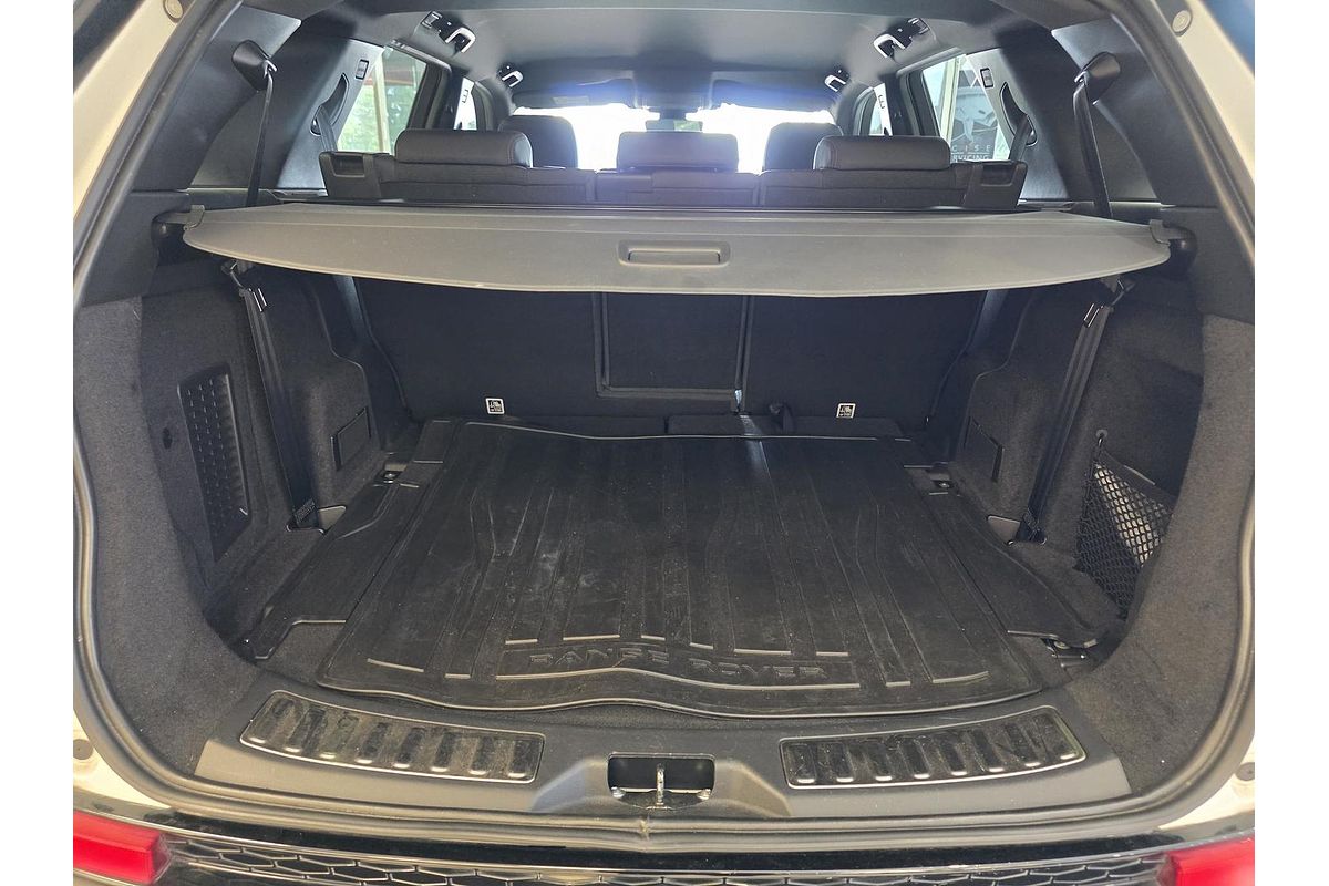 2019 Land Rover Discovery SD4 S Series 5