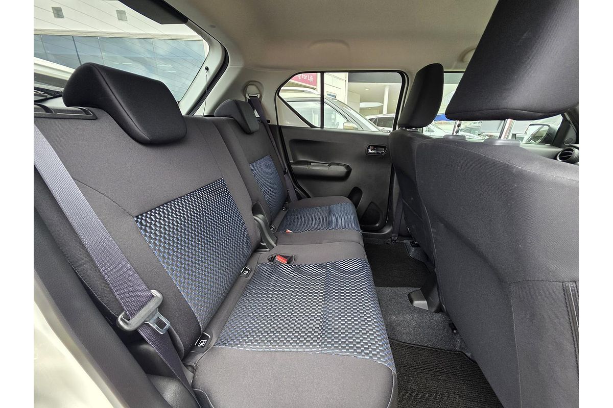 2019 Land Rover Discovery SD4 S Series 5