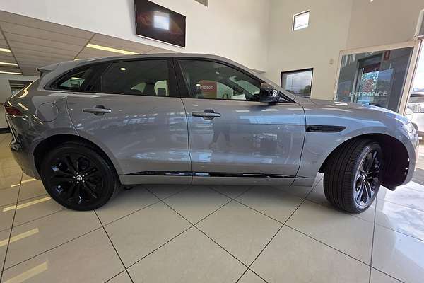 2023 Jaguar F-PACE P250 R-Dynamic S X761