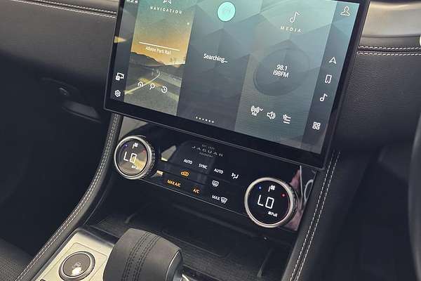 2023 Jaguar F-PACE P250 R-Dynamic S X761