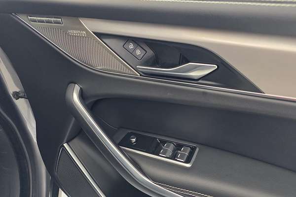 2023 Jaguar F-PACE P250 R-Dynamic S X761