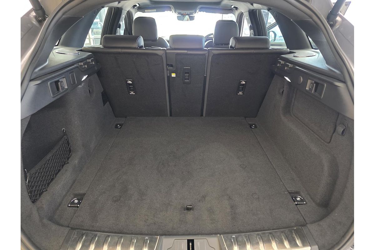 2023 Jaguar F-PACE P250 R-Dynamic S X761