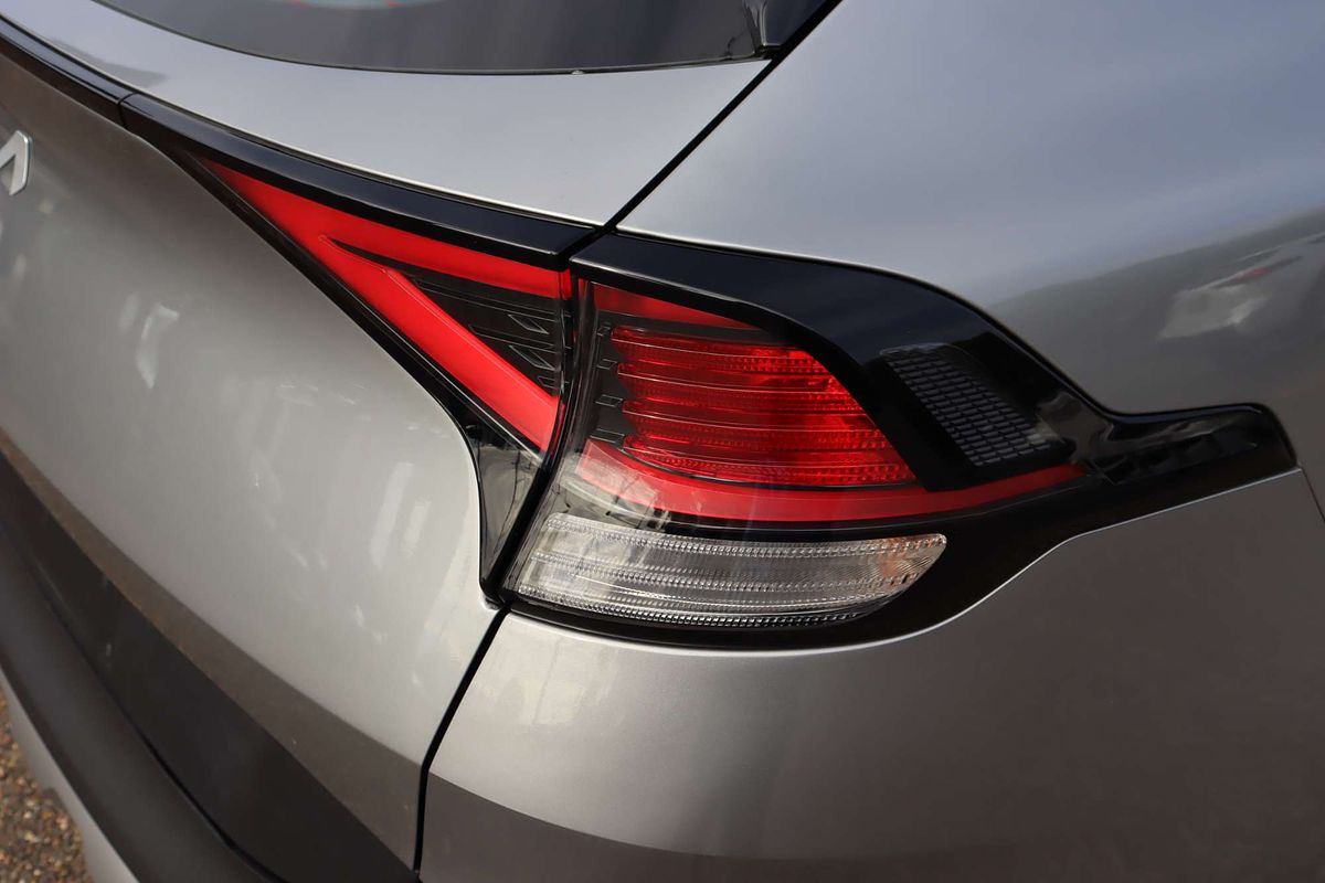 2024 Kia Sportage S NQ5