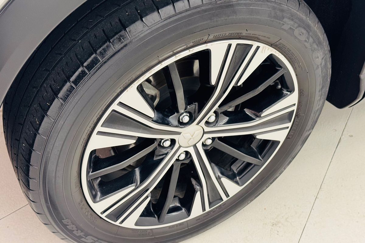 2019 Mitsubishi Eclipse Cross ES YA