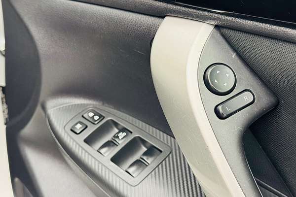 2019 Mitsubishi Eclipse Cross ES YA