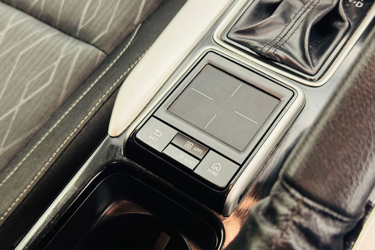 2019 Mitsubishi Eclipse Cross ES YA