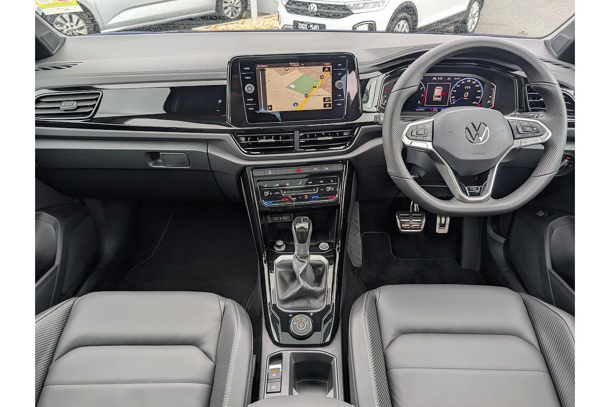 2025 Volkswagen T-Roc 140TSI R-Line D11