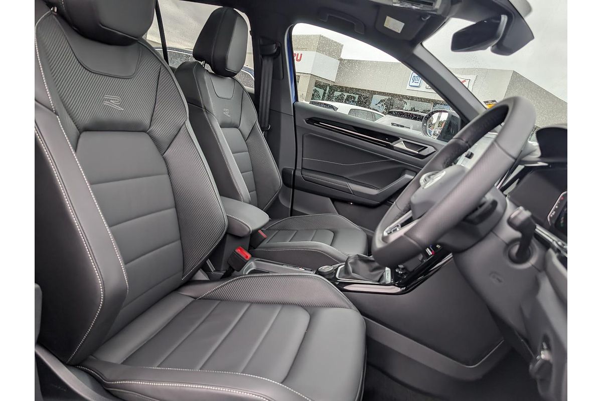 2025 Volkswagen T-Roc 140TSI R-Line D11