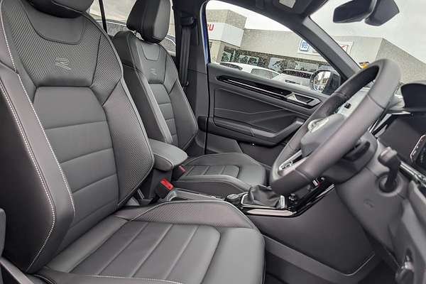 2025 Volkswagen T-Roc 140TSI R-Line D11