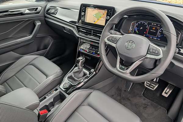 2025 Volkswagen T-Roc 140TSI R-Line D11