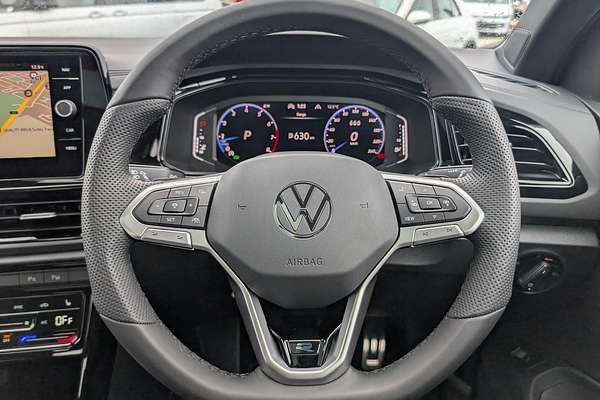 2025 Volkswagen T-Roc 140TSI R-Line D11