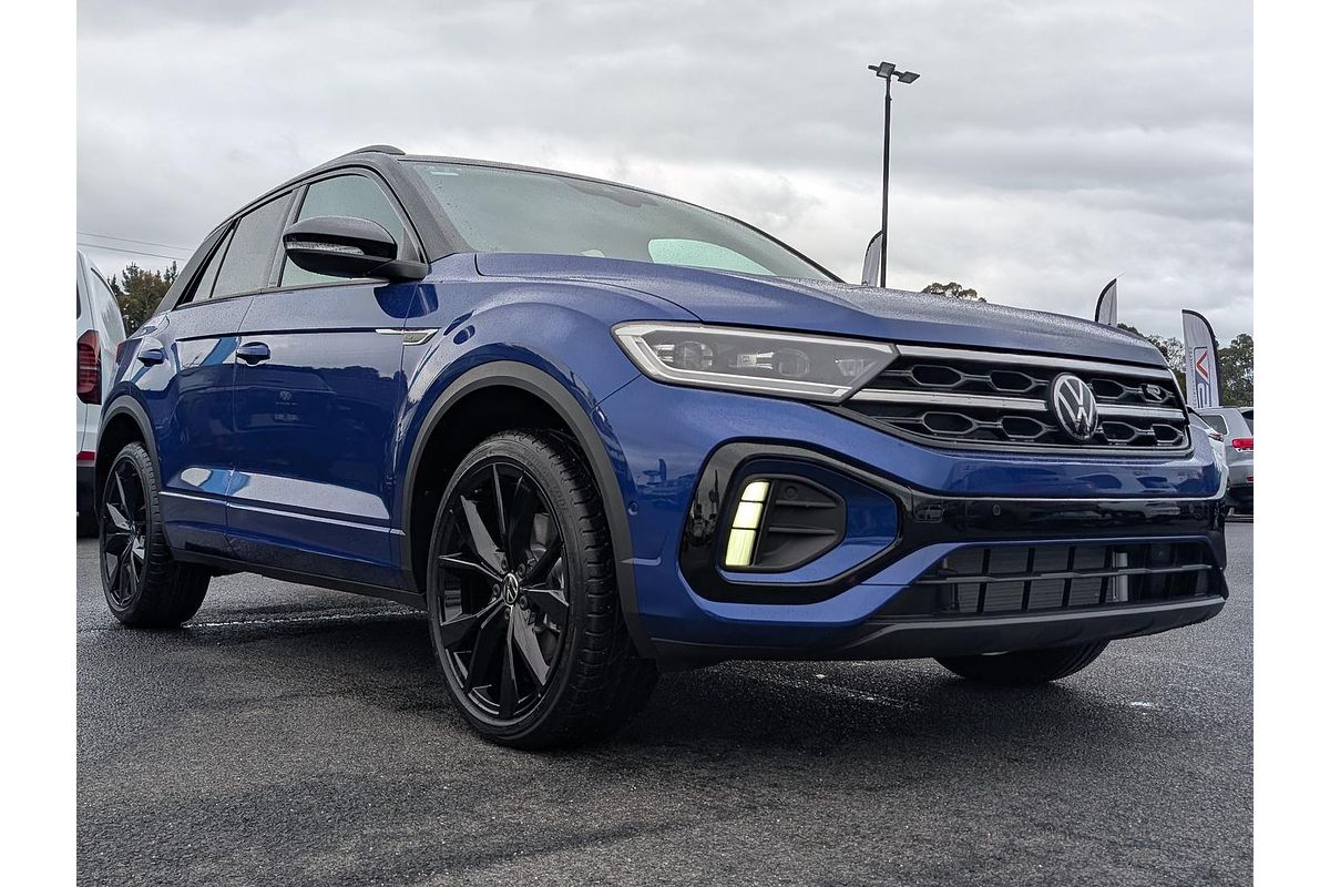 2025 Volkswagen T-Roc 140TSI R-Line D11