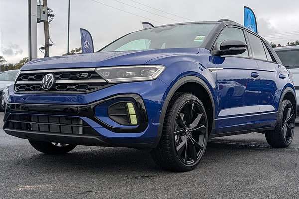 2025 Volkswagen T-Roc 140TSI R-Line D11