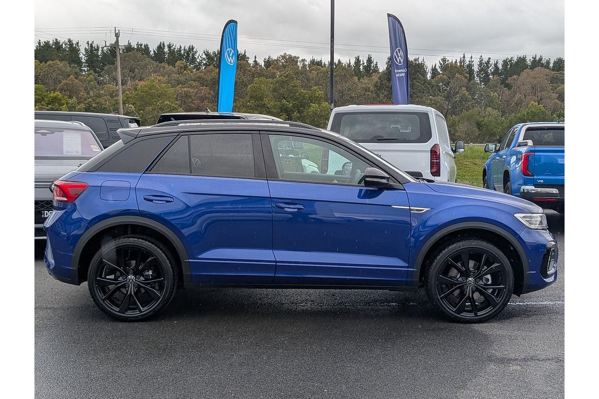 2025 Volkswagen T-Roc 140TSI R-Line D11