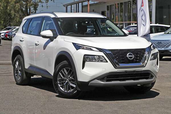 2025 Nissan X-TRAIL ST T33