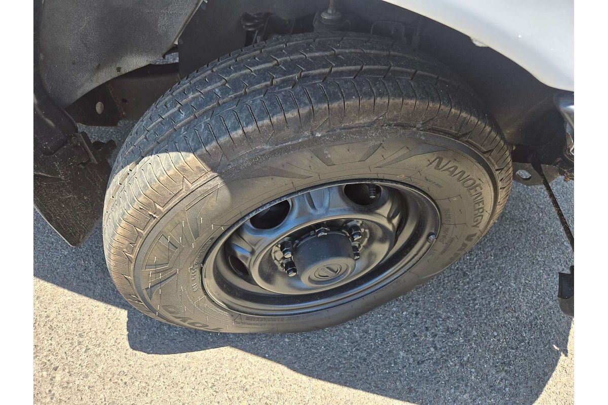 2012 Nissan Navara DX D22 Rear Wheel Drive