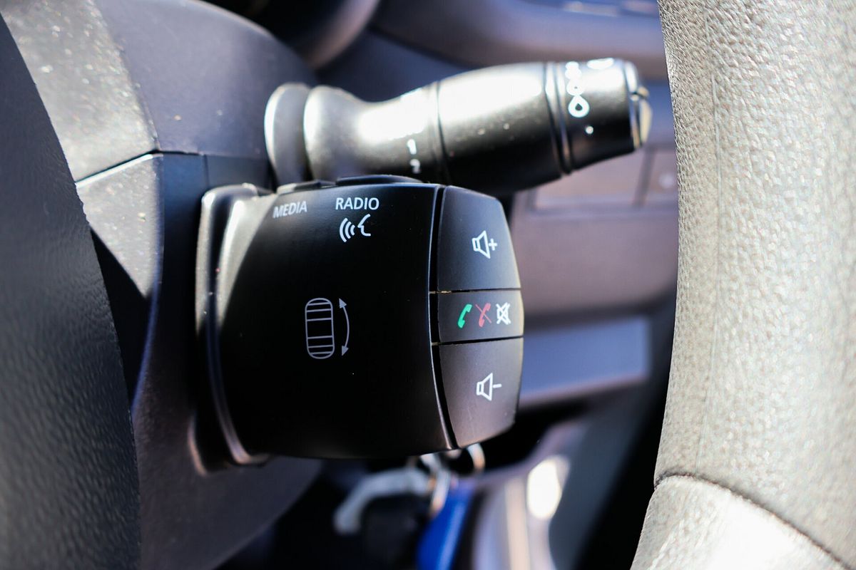 2020 Renault Master Pro 110kW X62 Phase 2 MWB Mid Roof