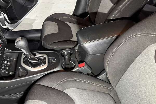 2017 Jeep Cherokee Sport KL