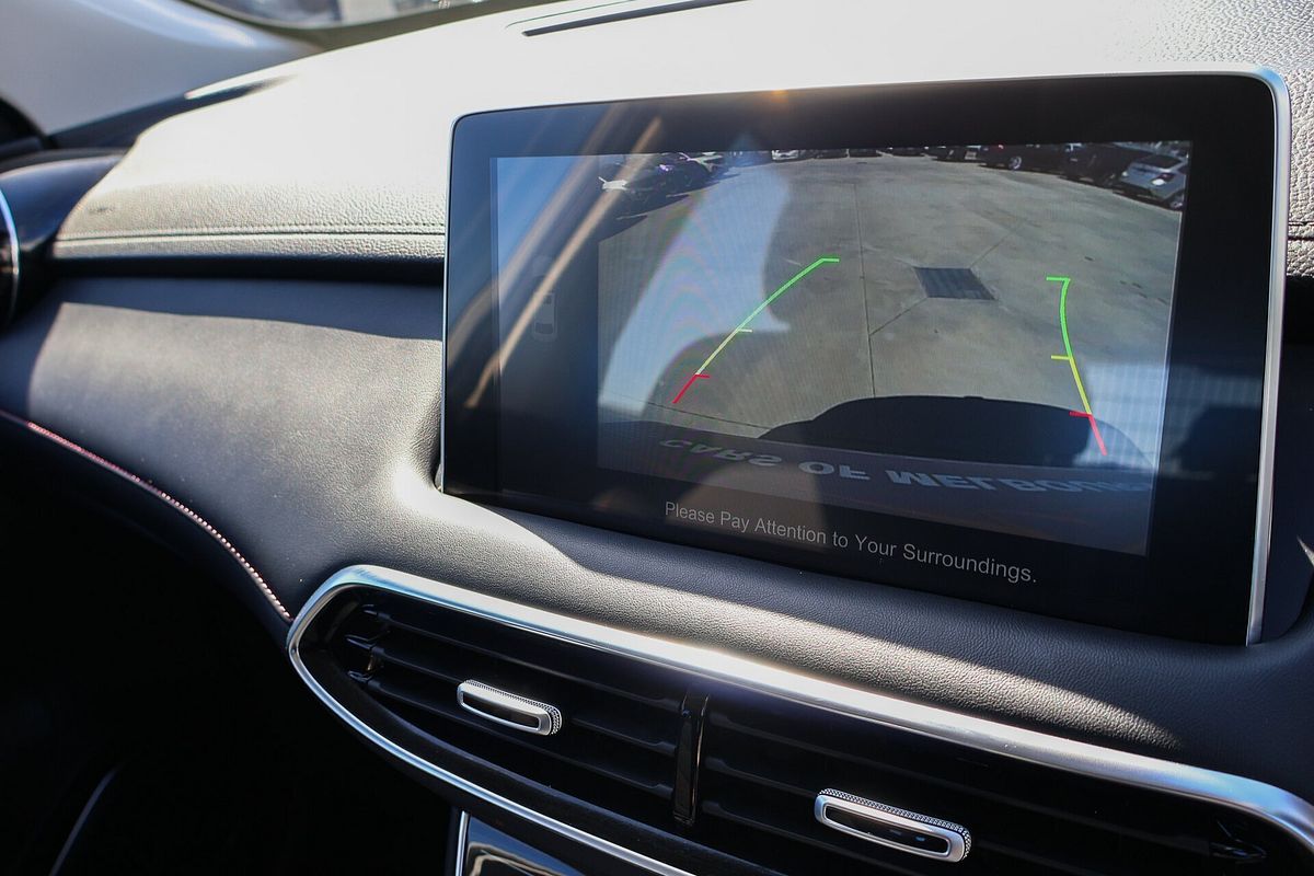 2022 MG HS Core SAS23