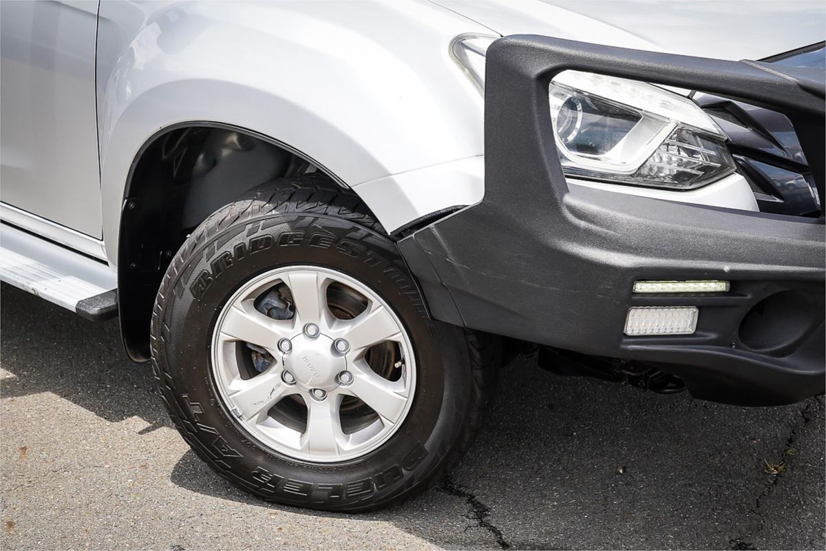 2018 Isuzu MU-X LS-M