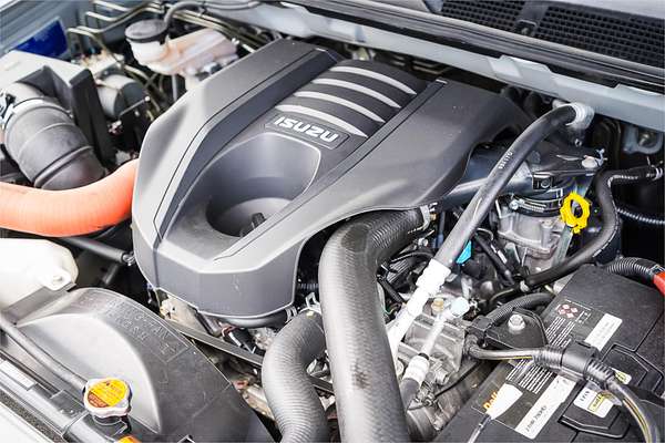 2018 Isuzu MU-X LS-M