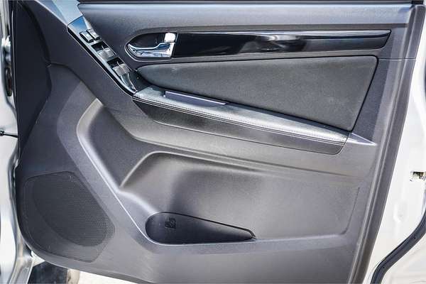 2019 Isuzu MU-X LS-M