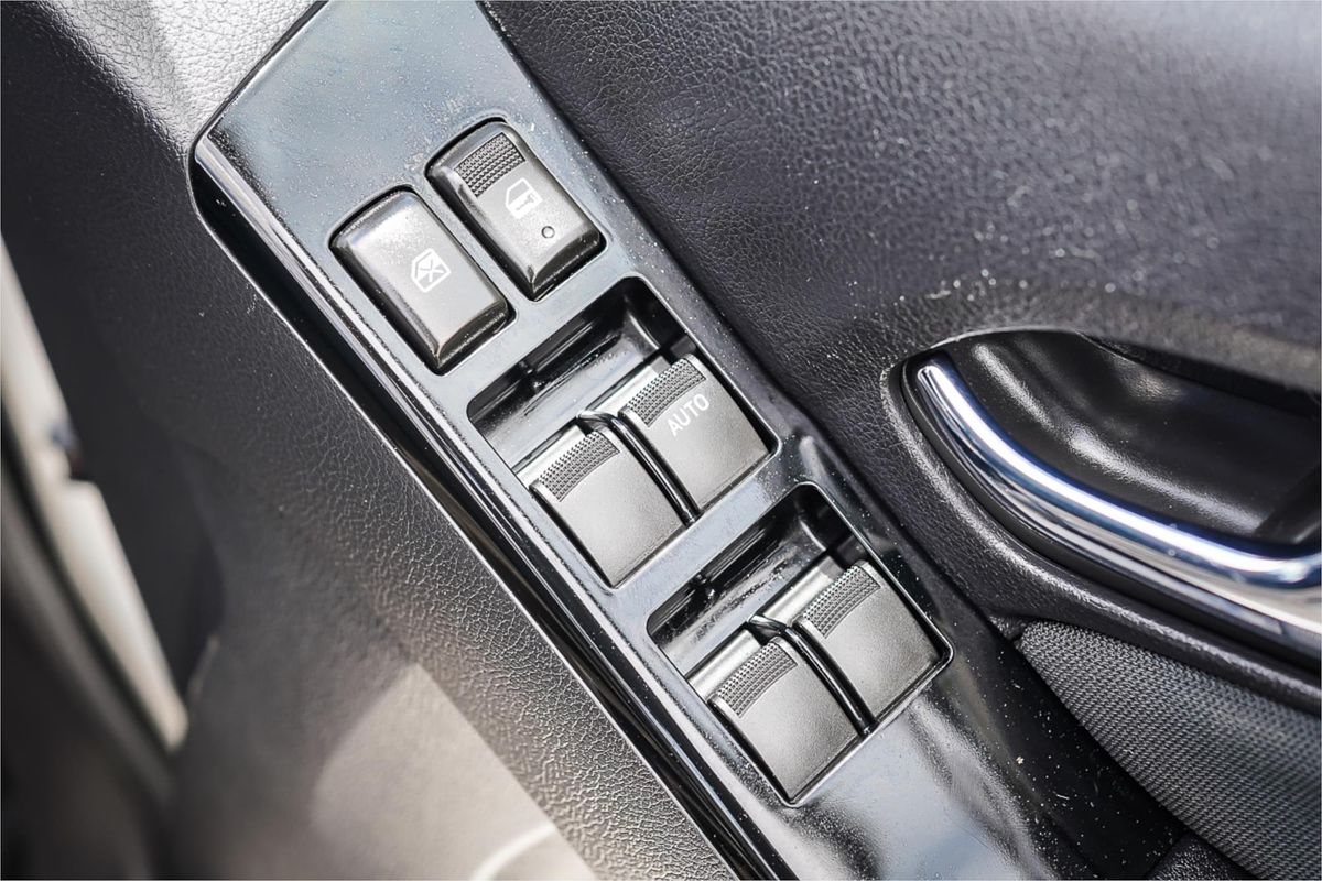 2019 Isuzu MU-X LS-M