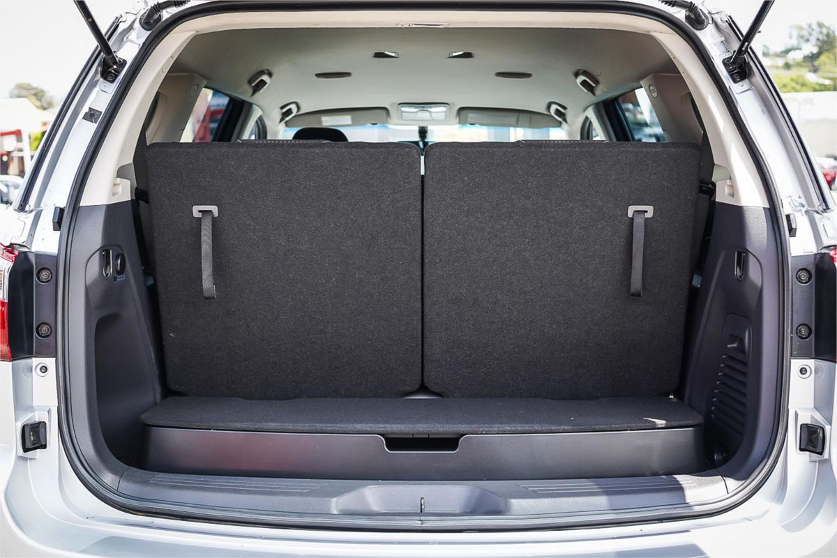 2019 Isuzu MU-X LS-M