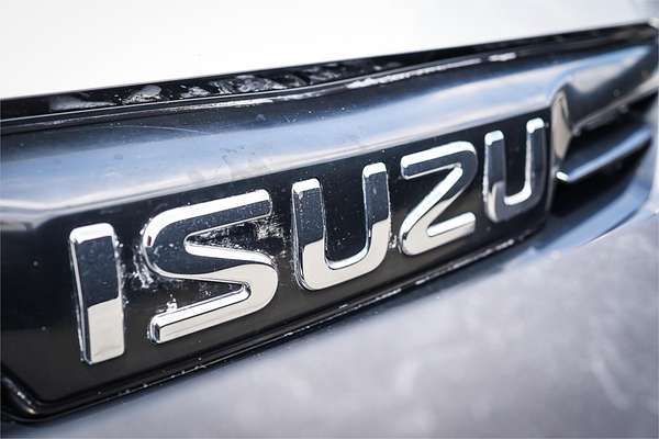 2019 Isuzu MU-X LS-M