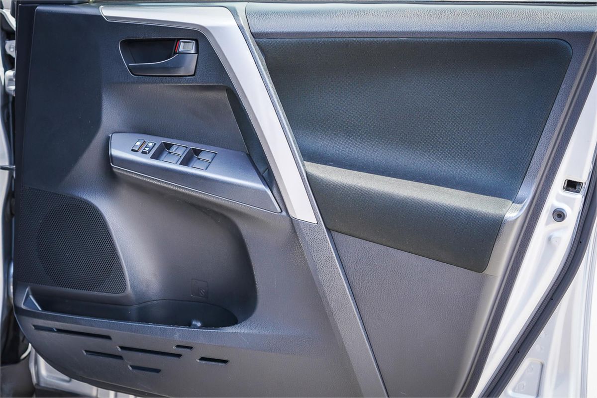 2017 Toyota RAV4 GX ALA49R