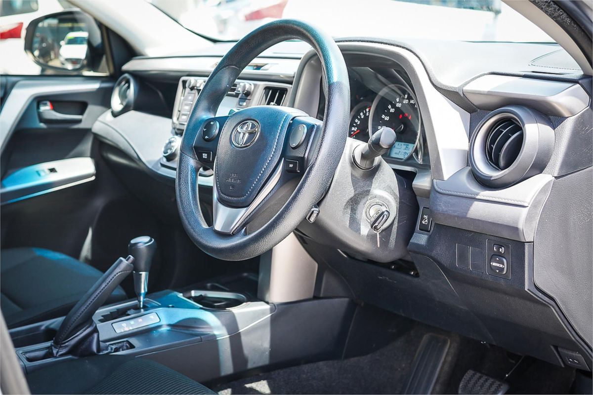 2017 Toyota RAV4 GX ALA49R