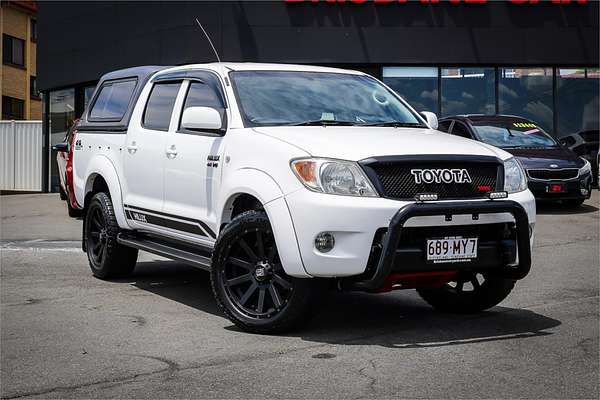 2005 Toyota Hilux SR5 GGN25R 4X4