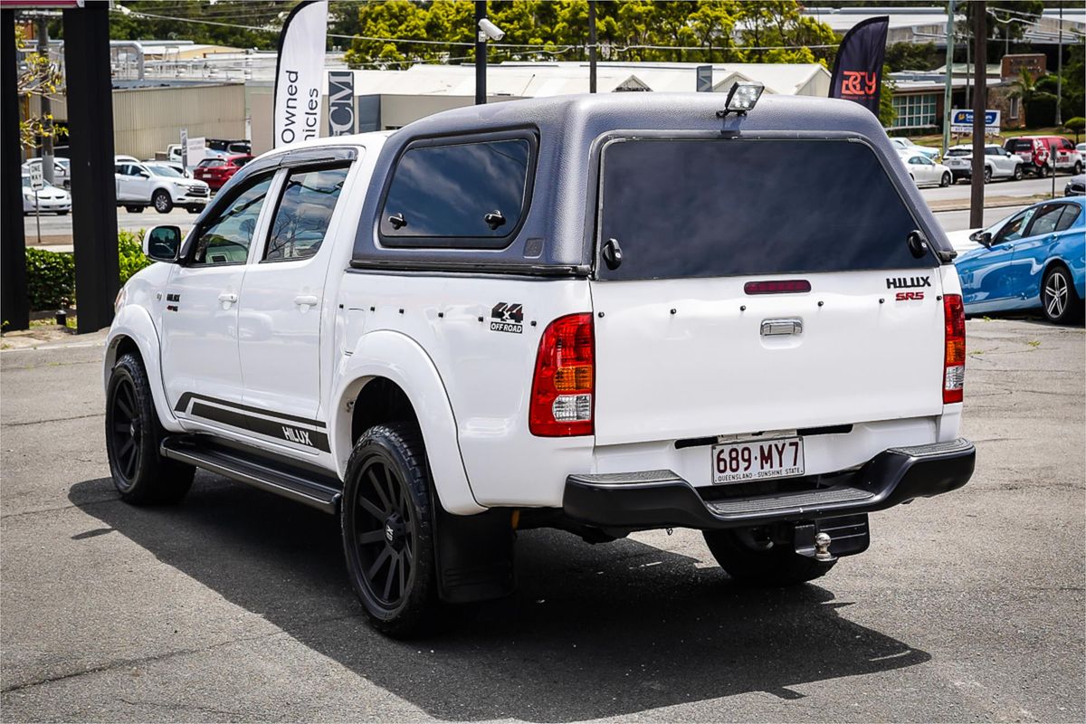 2005 Toyota Hilux SR5 GGN25R 4X4