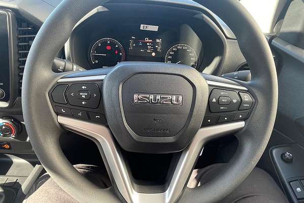 2025 Isuzu D-MAX SX High Ride Rear Wheel Drive