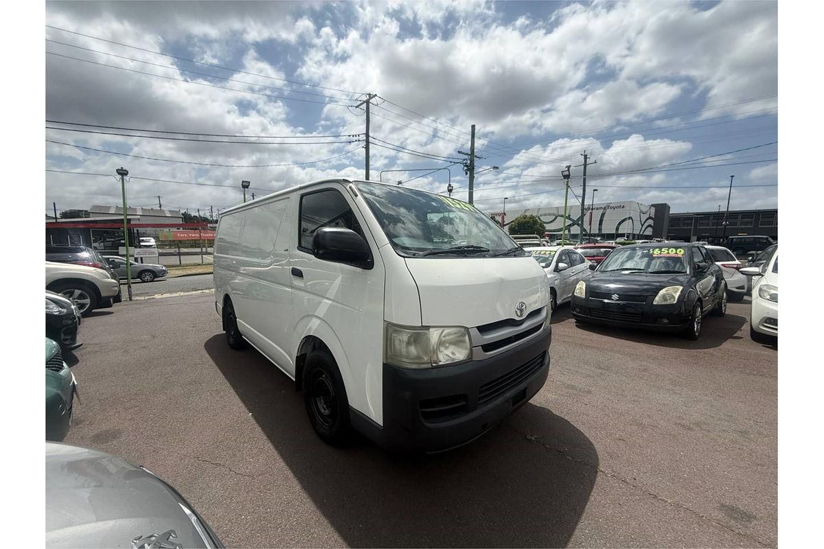 2008 Toyota Hiace TRH201R LWB