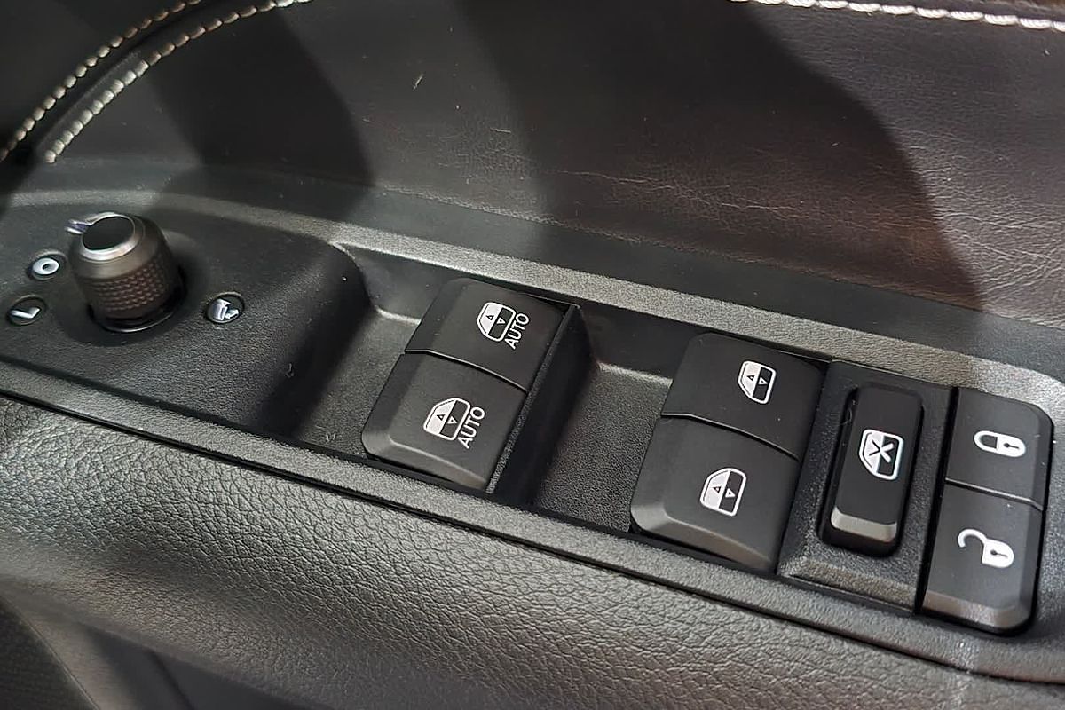 2022 Jeep Compass Night Eagle M6